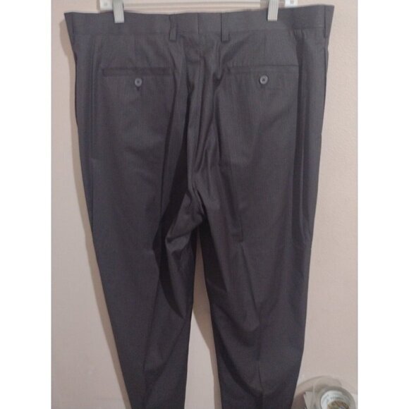 NWT Men's Structure Flat Front Super 150's Wrinkle Resistant Black Pants 40x32 - Picture 3 of 9